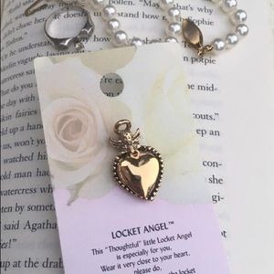 💖golden angel locket pin💖